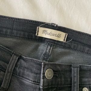 Cali Demi Cut Jean